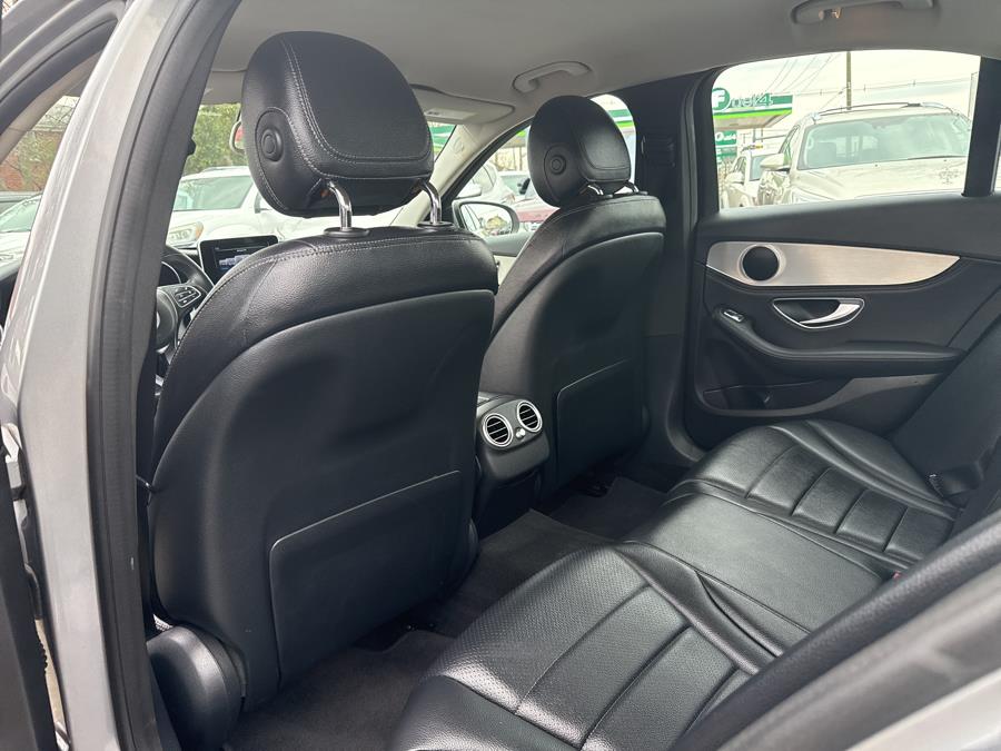 2015 Mercedes-Benz C-Class 4dr Sdn C 300 4MATIC photo