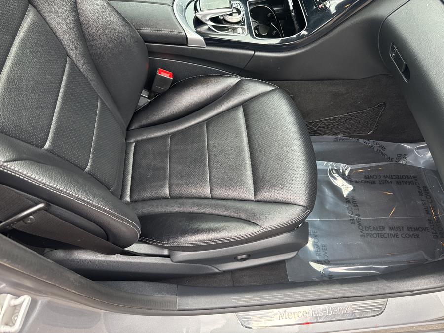 2015 Mercedes-Benz C-Class 4dr Sdn C 300 4MATIC photo