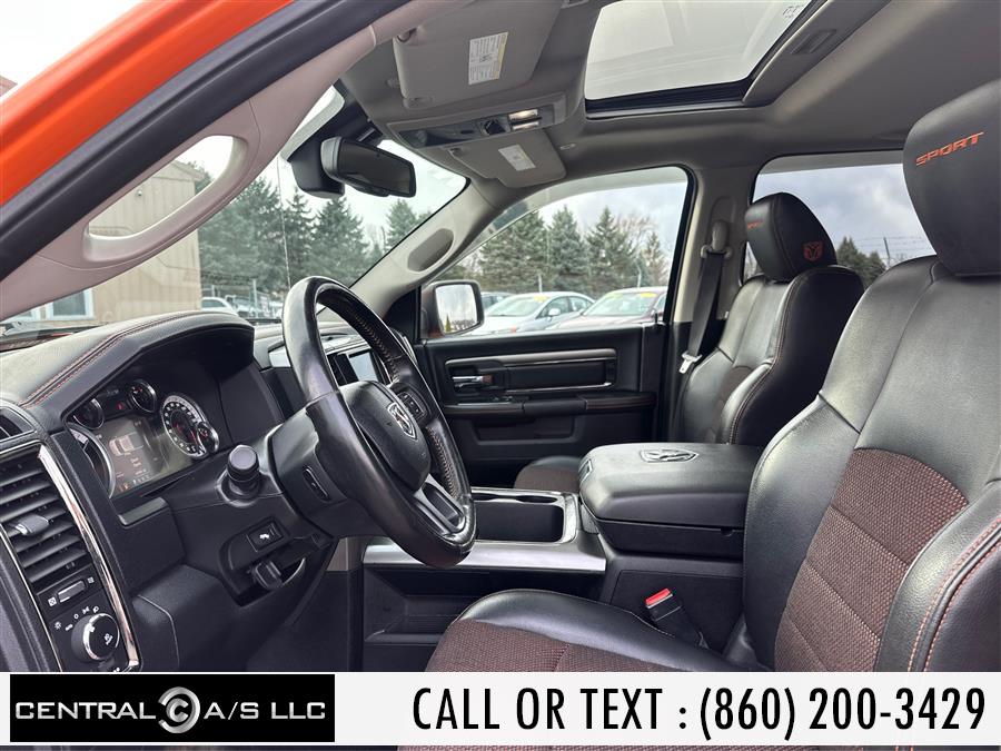 2017 RAM 1500 Night 4x4 Crew Cab 5''7