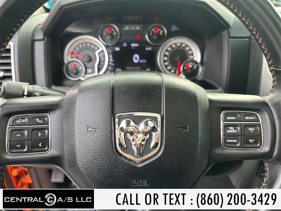 2017 RAM 1500 Night 4x4 Crew Cab 5''7
