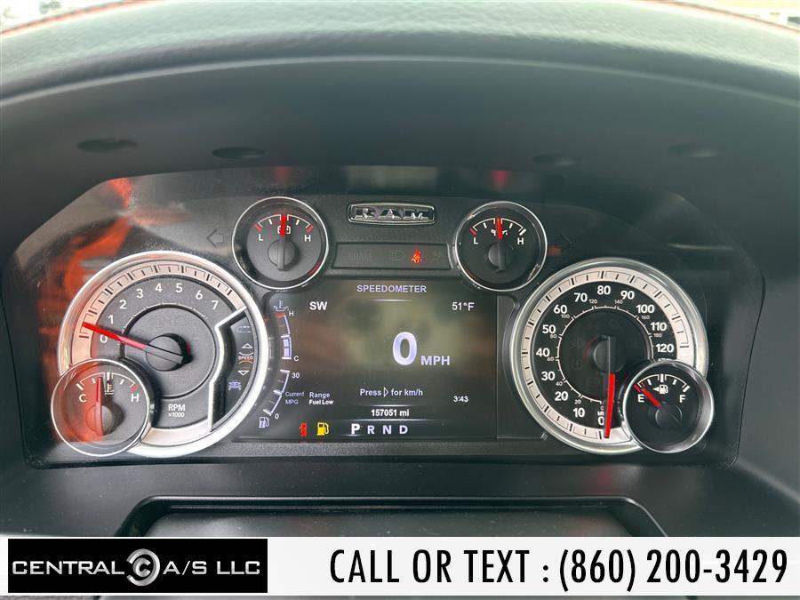 2017 RAM 1500 Night 4x4 Crew Cab 5''7