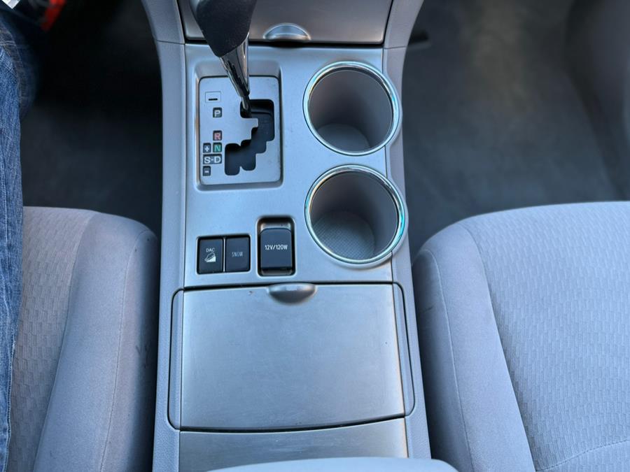 2009 Toyota Highlander photo