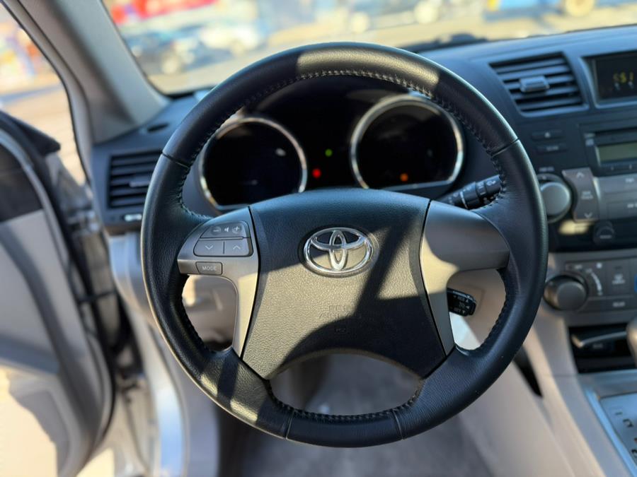 2009 Toyota Highlander photo