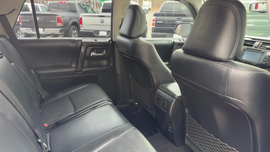 2019 Toyota 4Runner Limited Nightshade 4WD (Natl) photo