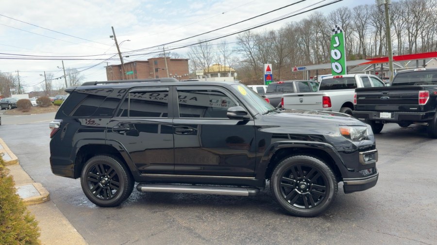 2019 Toyota 4Runner Limited Nightshade 4WD (Natl) photo