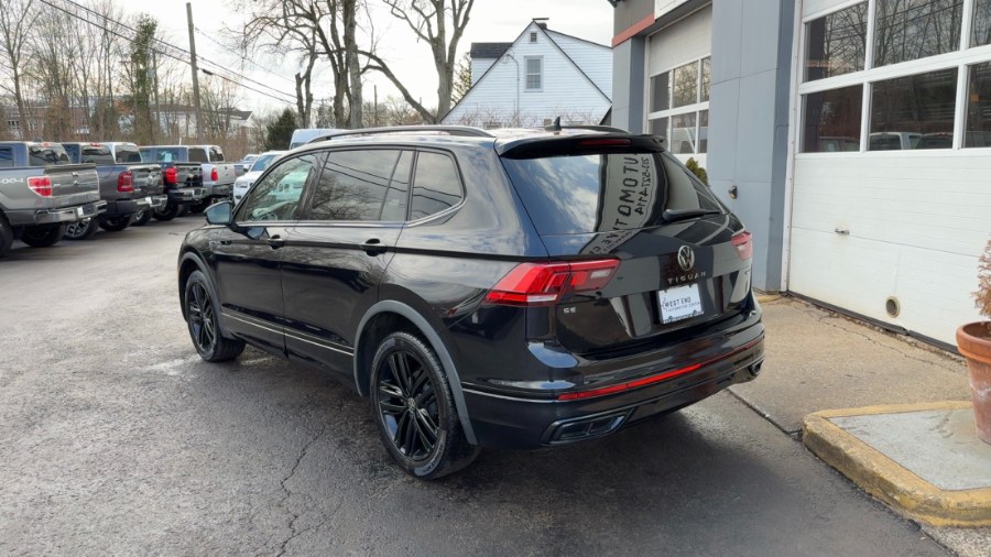 2022 Volkswagen Tiguan 2.0T SE R-Line Black 4MOTION photo