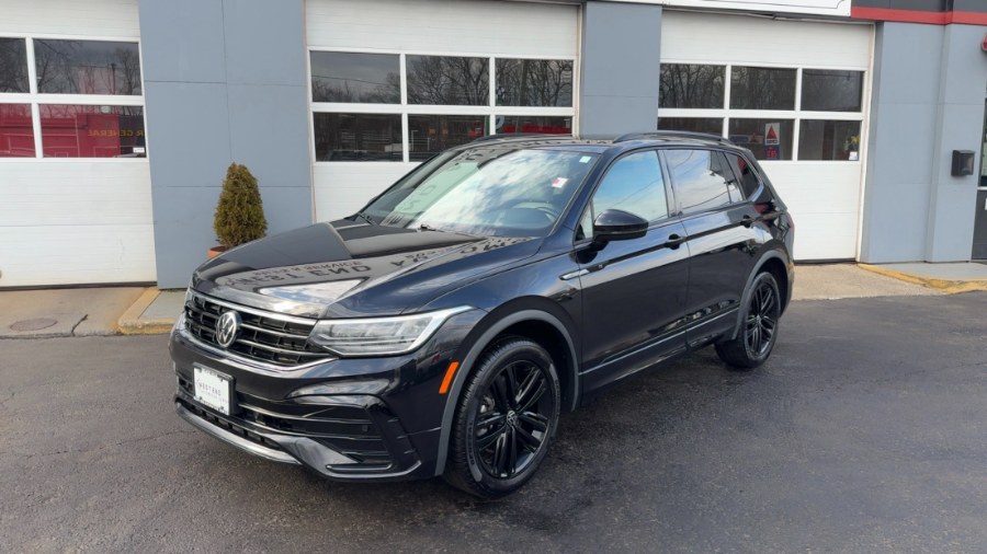 2022 Volkswagen Tiguan 2.0T SE R-Line Black 4MOTION photo