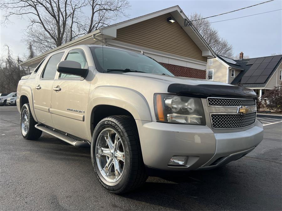 2009 Chevrolet Avalanche LT photo