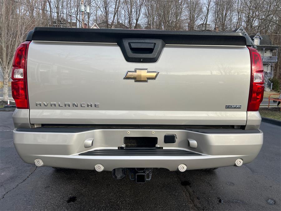 2009 Chevrolet Avalanche LT photo