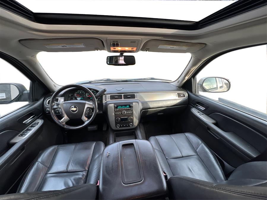 2009 Chevrolet Avalanche LT photo