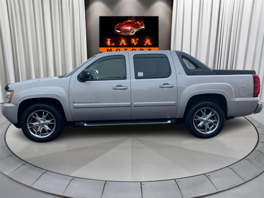 2009 Chevrolet Avalanche LT photo