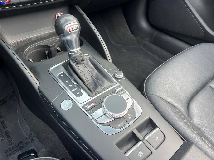 2015 Audi A3 2dr Cabriolet quattro 2.0T Pre photo