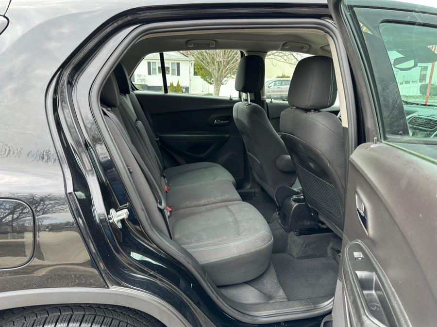2016 Chevrolet Trax AWD 4dr LS w/1FL photo