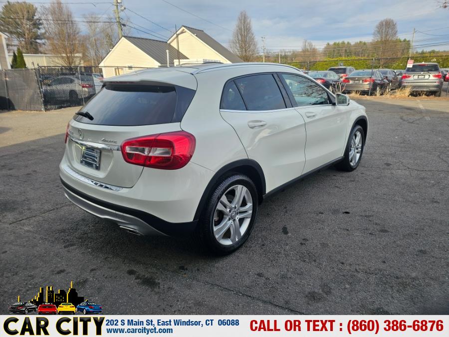 2015 Mercedes-Benz GLA-Class 4MATIC 4dr GLA250 photo
