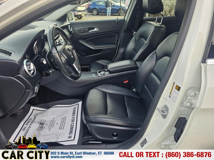 2015 Mercedes-Benz GLA-Class 4MATIC 4dr GLA250 photo