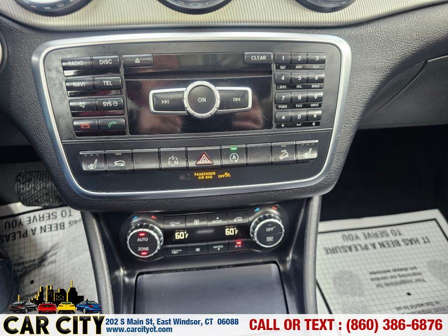 2015 Mercedes-Benz GLA-Class 4MATIC 4dr GLA250 photo
