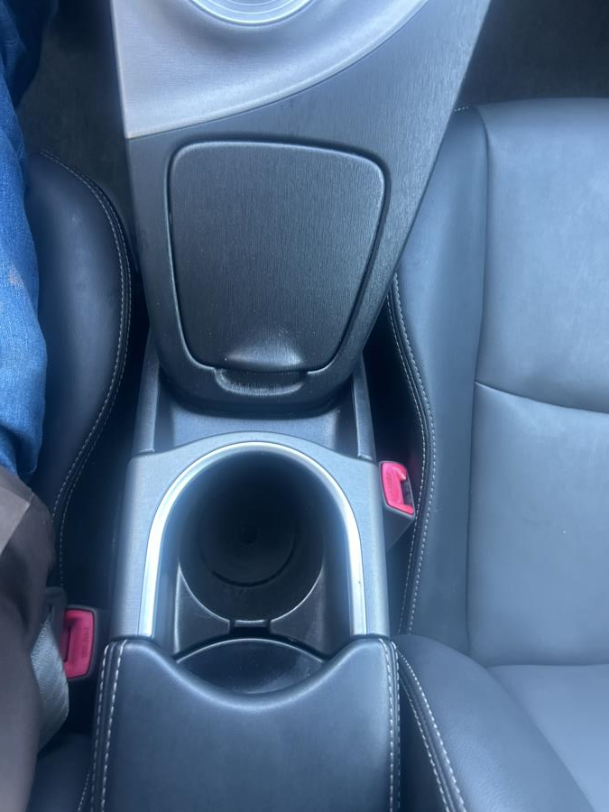2012 Toyota Prius Two photo
