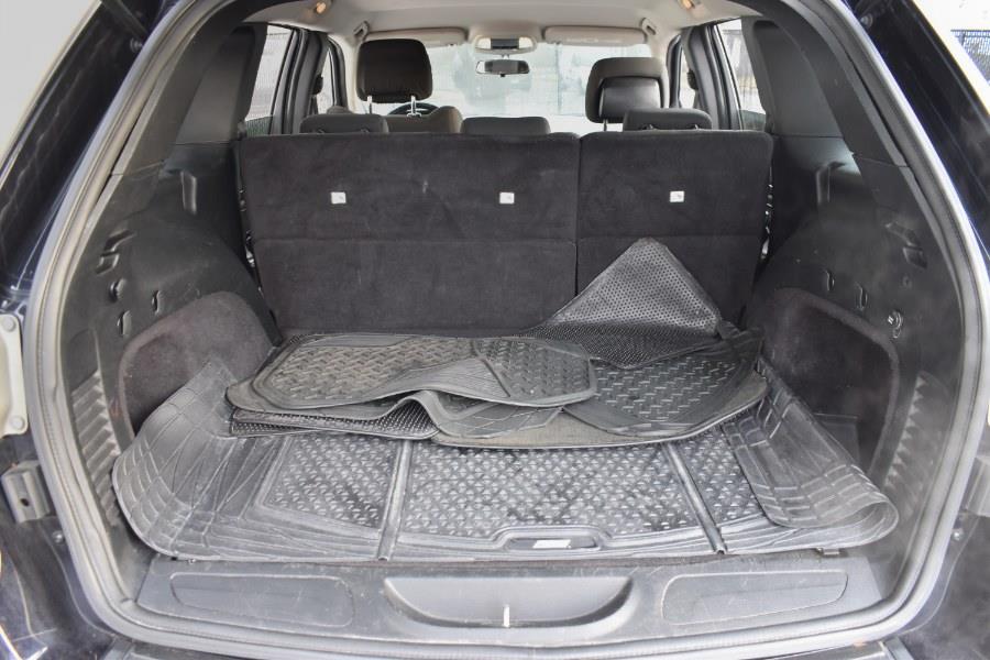 2011 Jeep Grand Cherokee Laredo photo