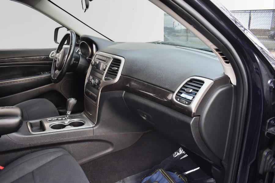 2011 Jeep Grand Cherokee Laredo photo