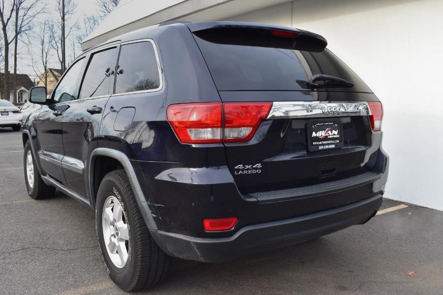 2011 Jeep Grand Cherokee Laredo photo