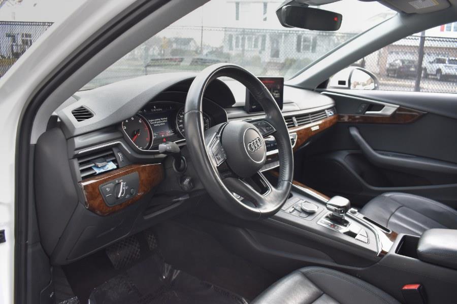 2019 Audi A4 Premium 45 TFSI quattro photo