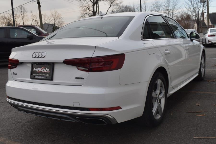 2019 Audi A4 Premium 45 TFSI quattro photo