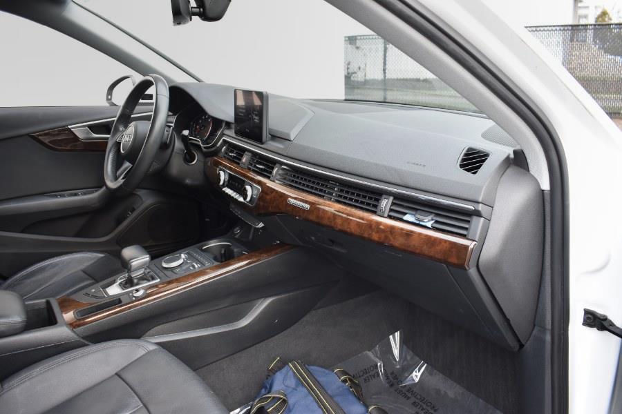 2019 Audi A4 Premium 45 TFSI quattro photo