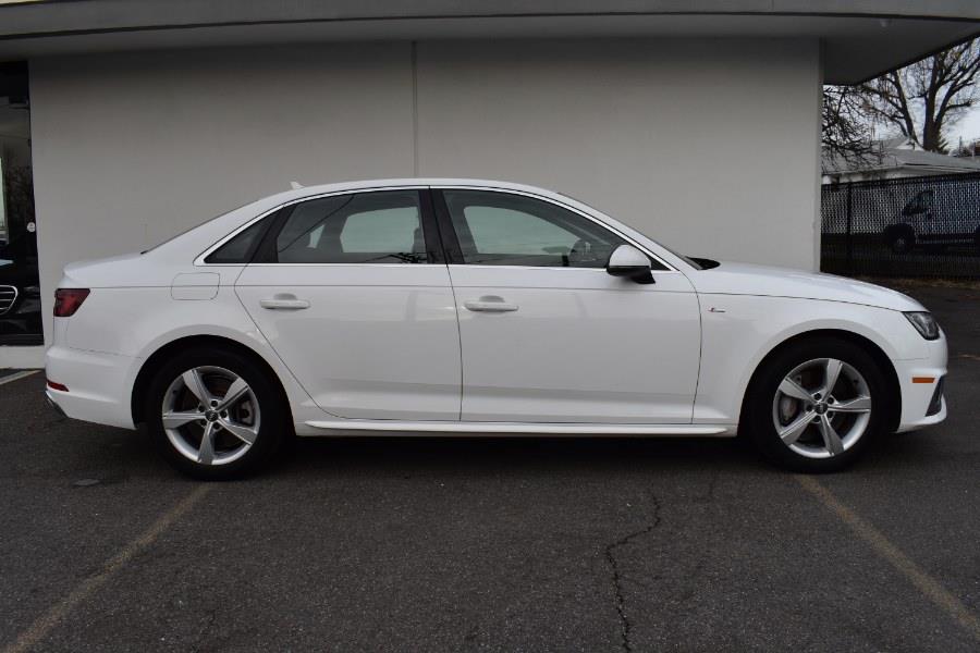 2019 Audi A4 Premium 45 TFSI quattro photo
