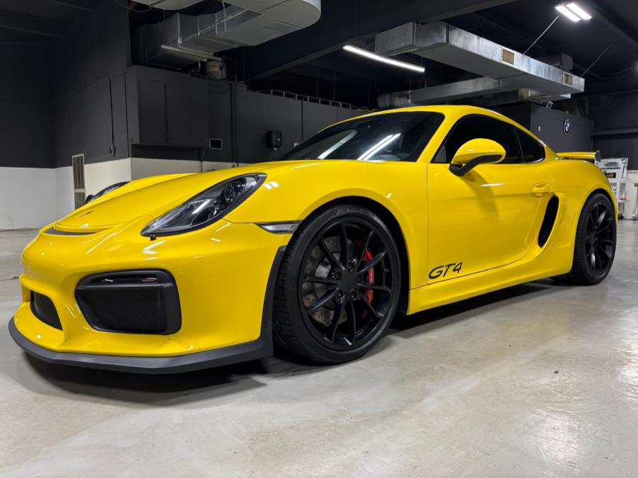 2016 Porsche Cayman 2dr Cpe GT4 photo
