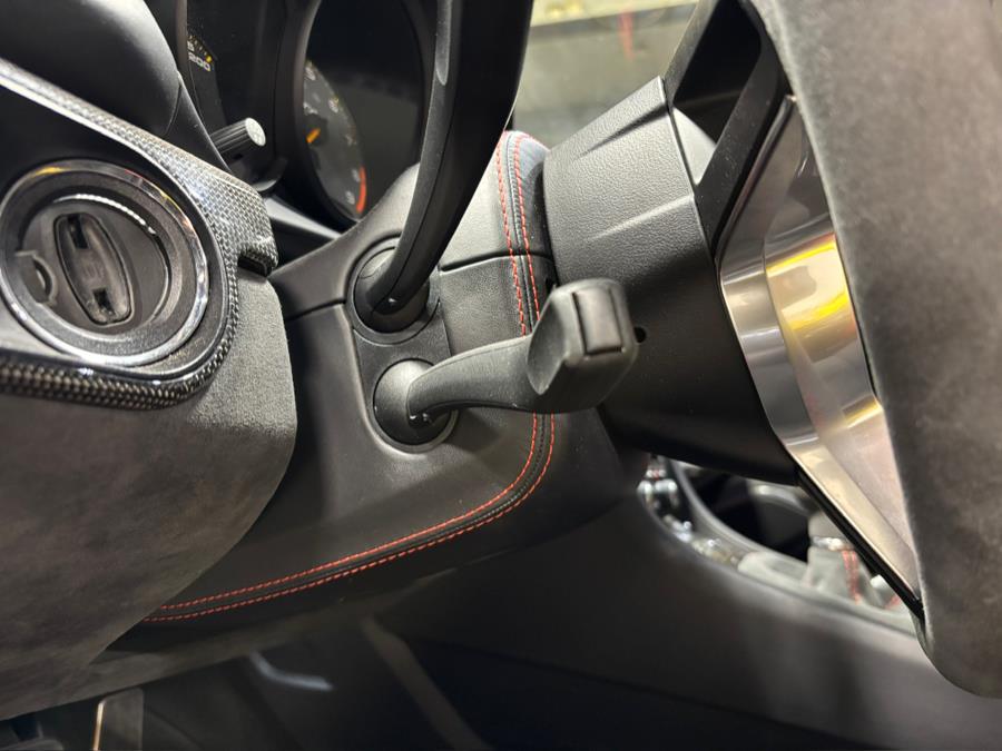 2016 Porsche Cayman 2dr Cpe GT4 photo