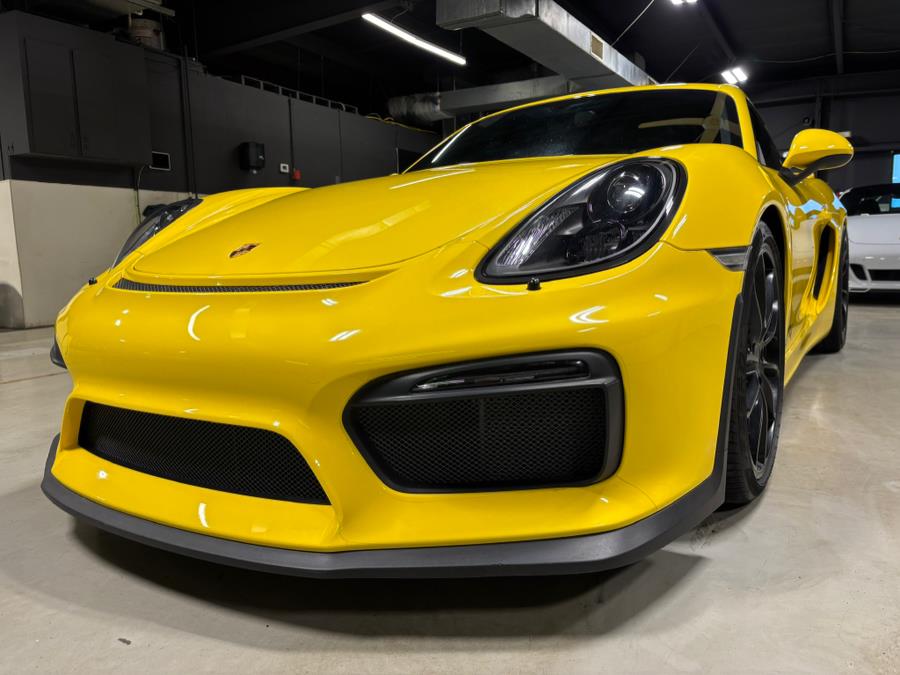 2016 Porsche Cayman 2dr Cpe GT4 photo