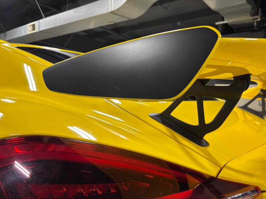 2016 Porsche Cayman 2dr Cpe GT4 photo