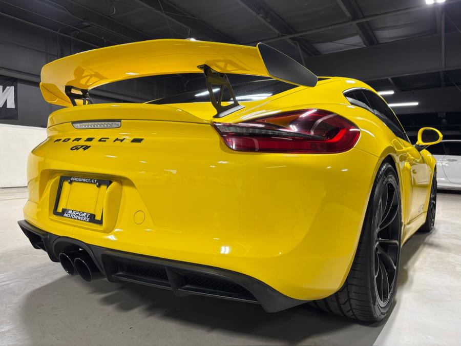 2016 Porsche Cayman 2dr Cpe GT4 photo