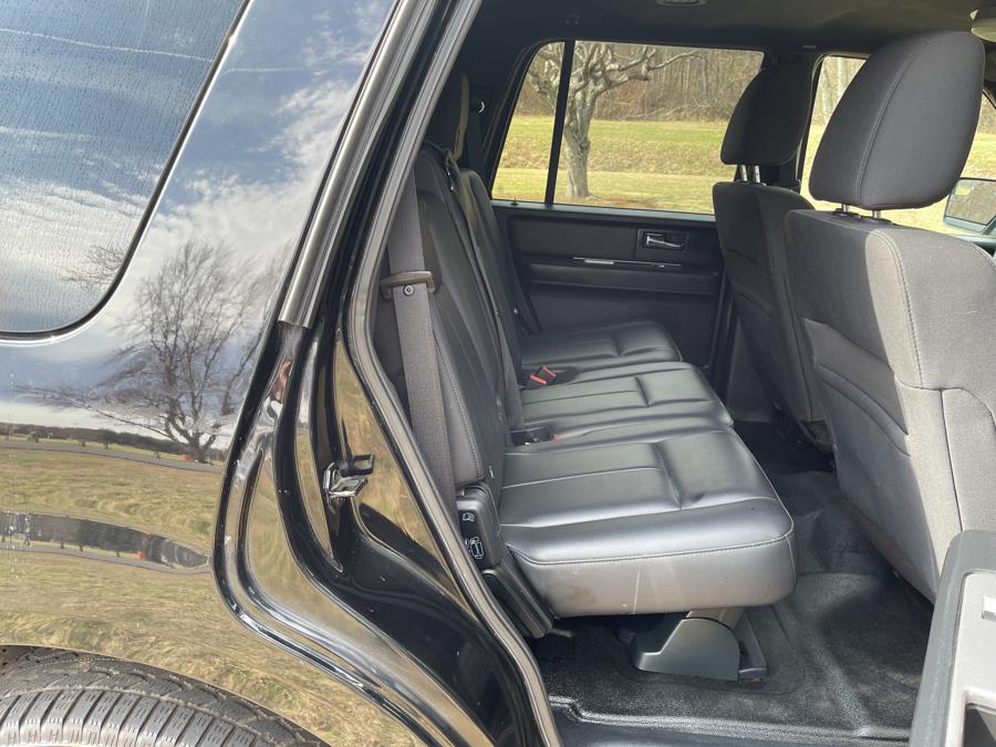 2016 Ford Expedition 4WD 4dr XL photo
