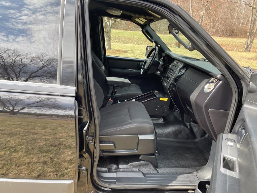 2016 Ford Expedition 4WD 4dr XL photo