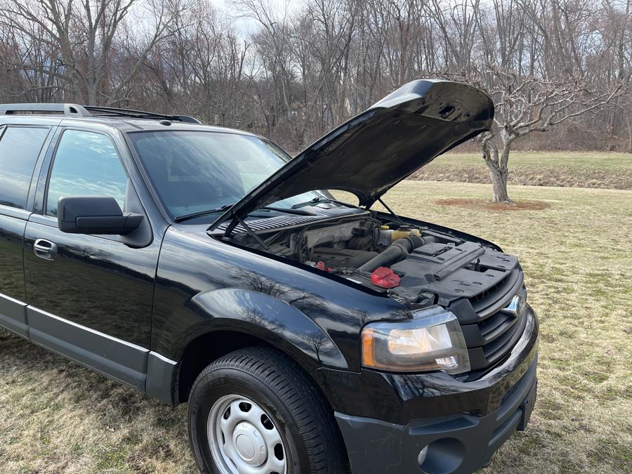 2016 Ford Expedition 4WD 4dr XL photo