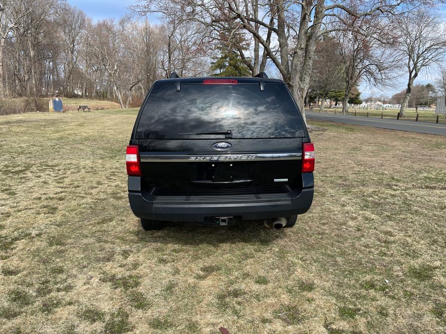 2016 Ford Expedition 4WD 4dr XL photo