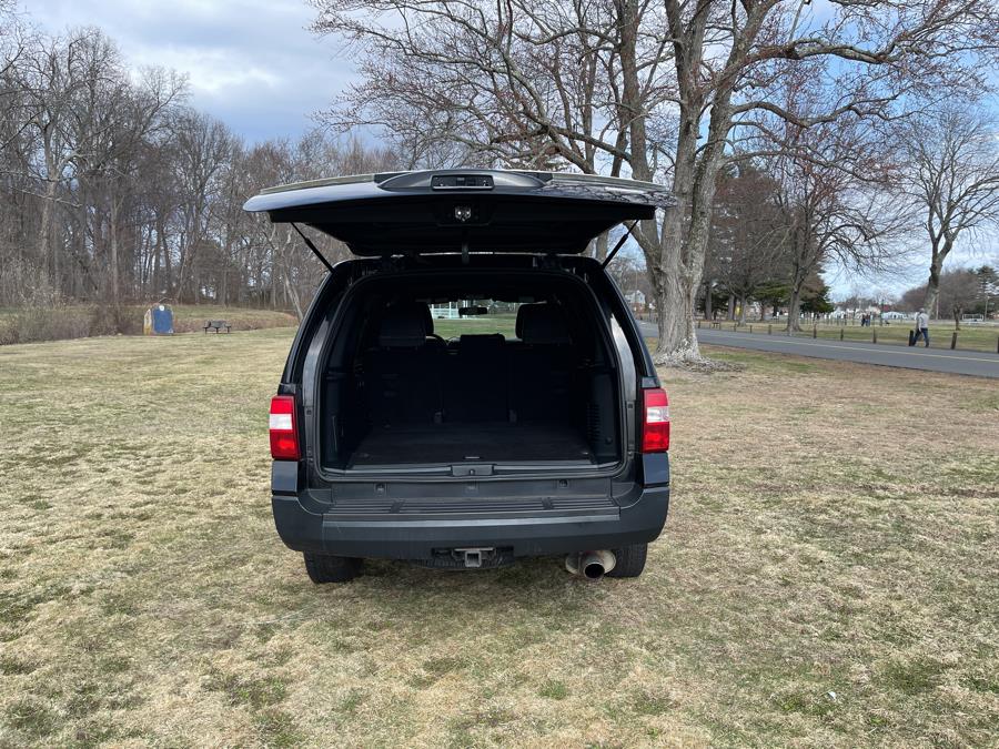 2016 Ford Expedition 4WD 4dr XL photo