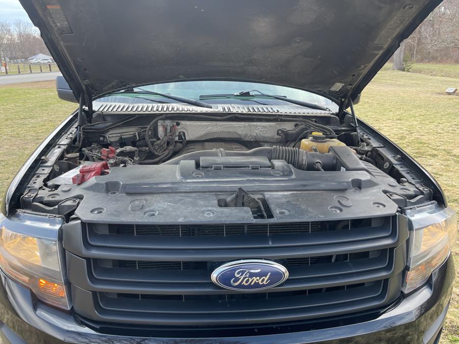2016 Ford Expedition 4WD 4dr XL photo