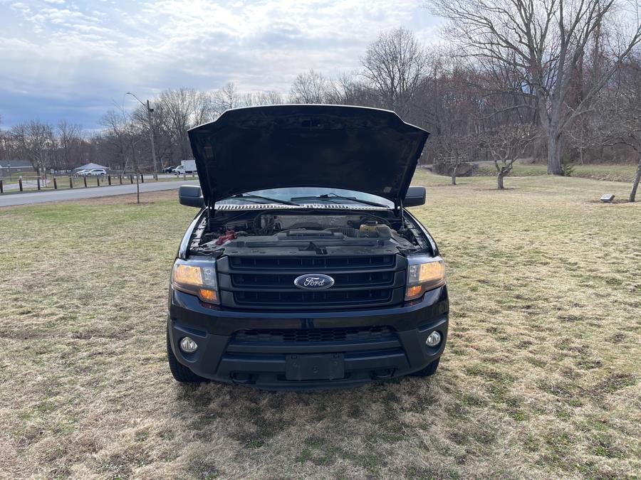 2016 Ford Expedition 4WD 4dr XL photo