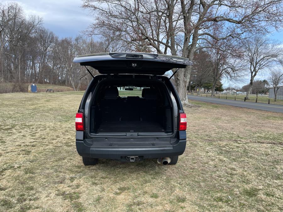 2016 Ford Expedition 4WD 4dr XL photo