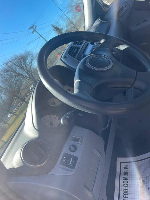 2003 Toyota RAV4 photo