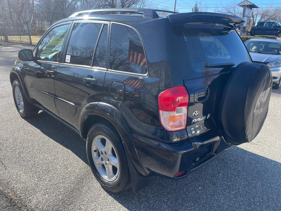 2003 Toyota RAV4 photo