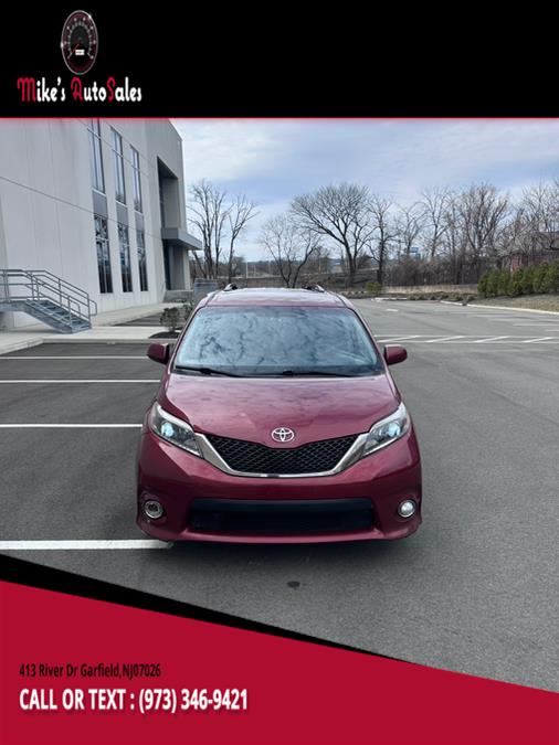 2017 Toyota Sienna SE Premium FWD 8-Passenger (Na photo