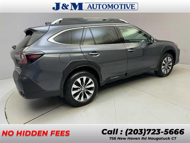 2023 Subaru Outback Touring XT photo