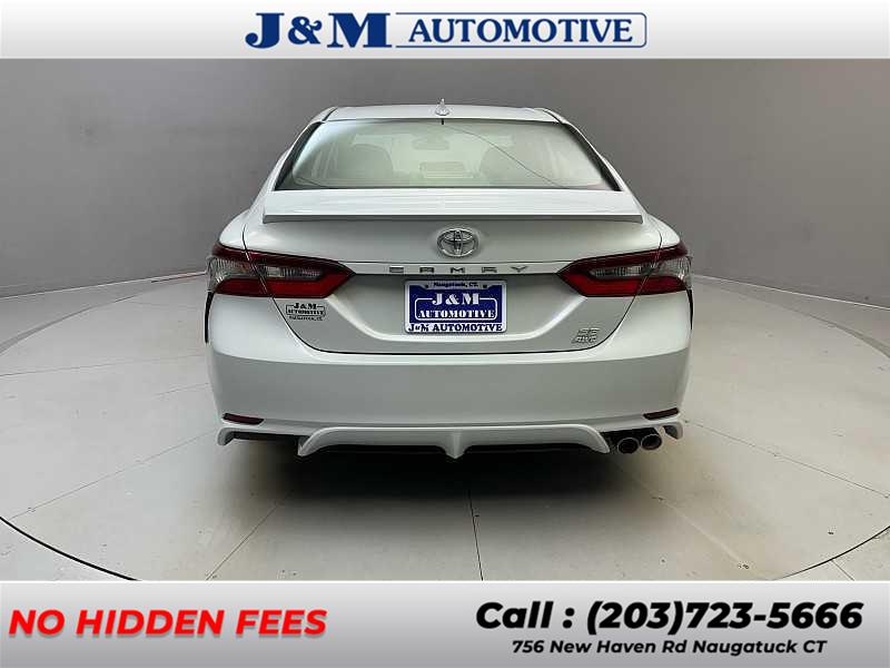 2023 Toyota Camry SE photo