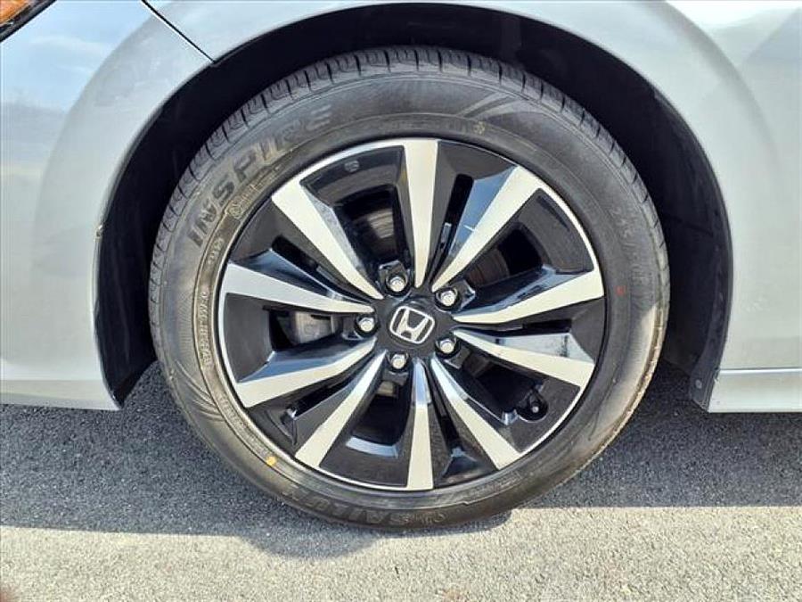 2022 Honda Civic EX photo