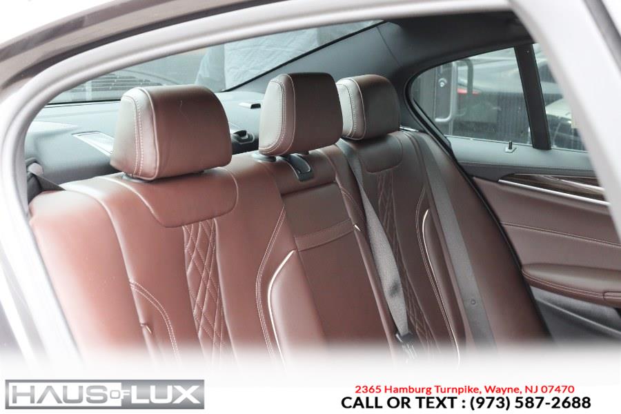 2022 BMW 5-Series 540i xDrive Sedan photo