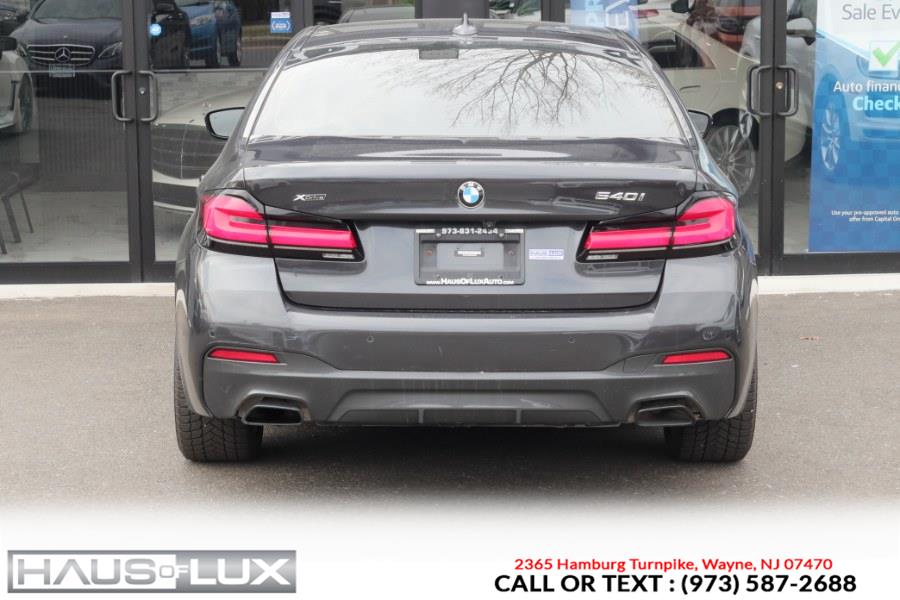 2022 BMW 5-Series 540i xDrive Sedan photo