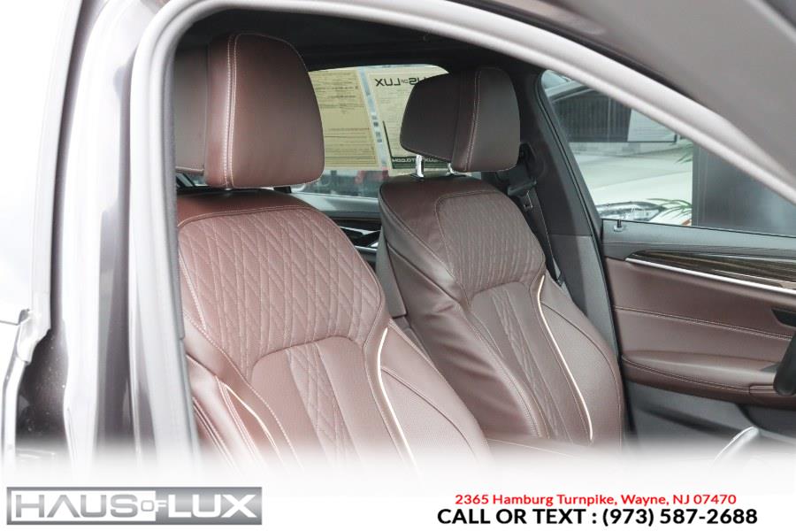 2022 BMW 5-Series 540i xDrive Sedan photo